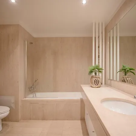 Liiiving In Matosinhos - Seaside Delight Apartment *