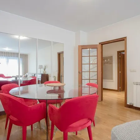 Liiiving In Matosinhos - Seaside Delight Apartment Matosinhos (Porto)